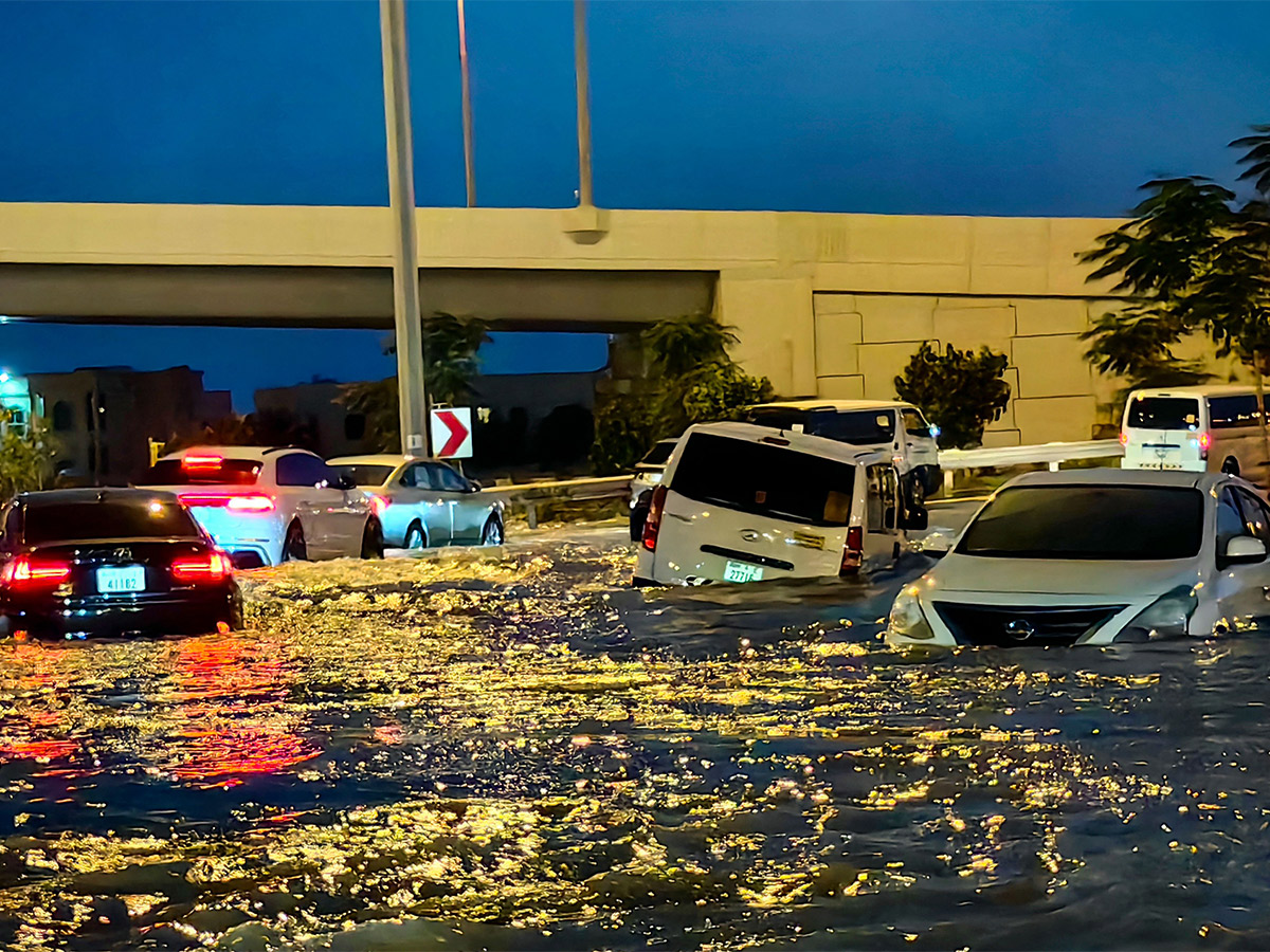 Heavy Rains in Dubai Photos - Sakshi23
