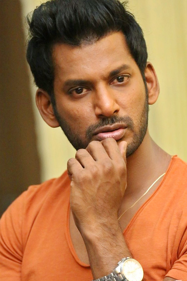 అల్లు అర్జున్‌తో ఛాన్స్‌.. నో చెప్పిన తెలుగు హీరో ఎవరో తెలుసా? (ఫోటోలు ...