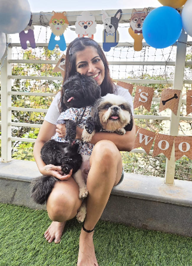 Varalaxmi Sarathkumar Celebrates Pets Birthday With Boyfriend  - Sakshi13