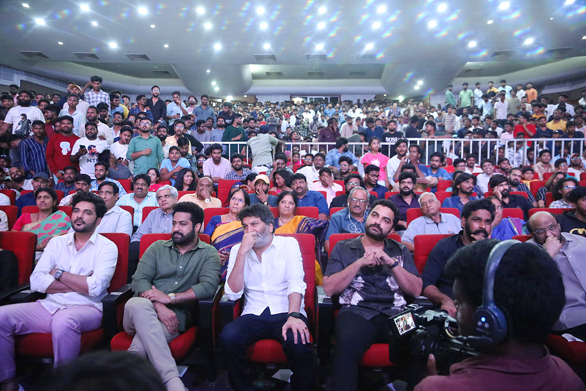 Photos : Tillu Square Movie Success Meet - Sakshi25
