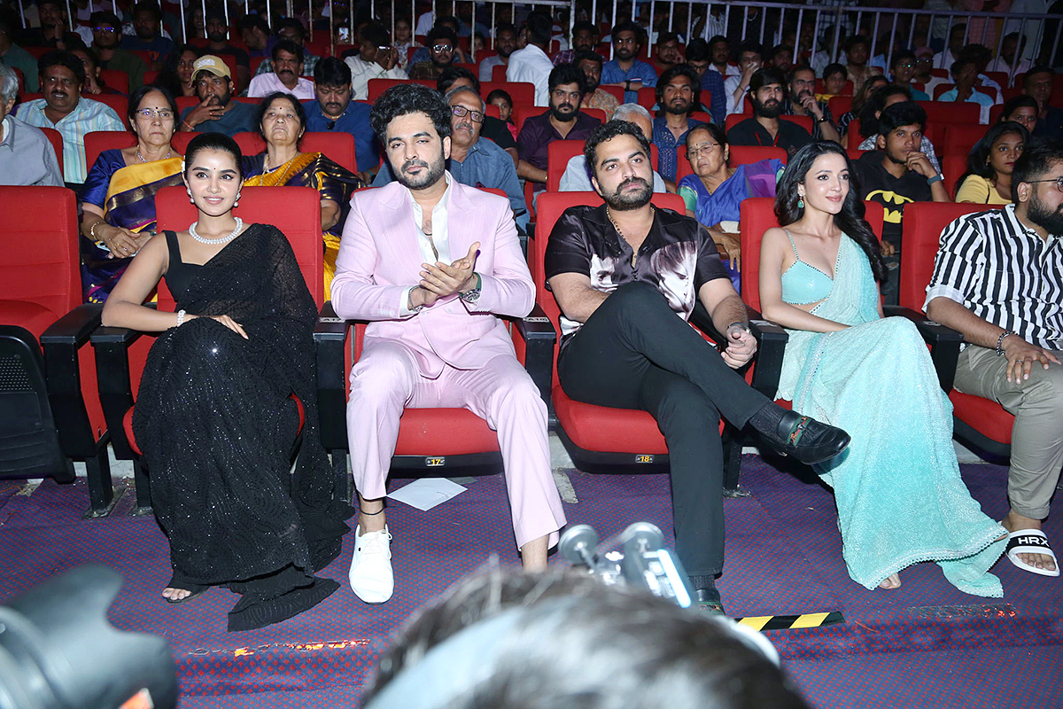 Photos : Tillu Square Movie Success Meet - Sakshi33