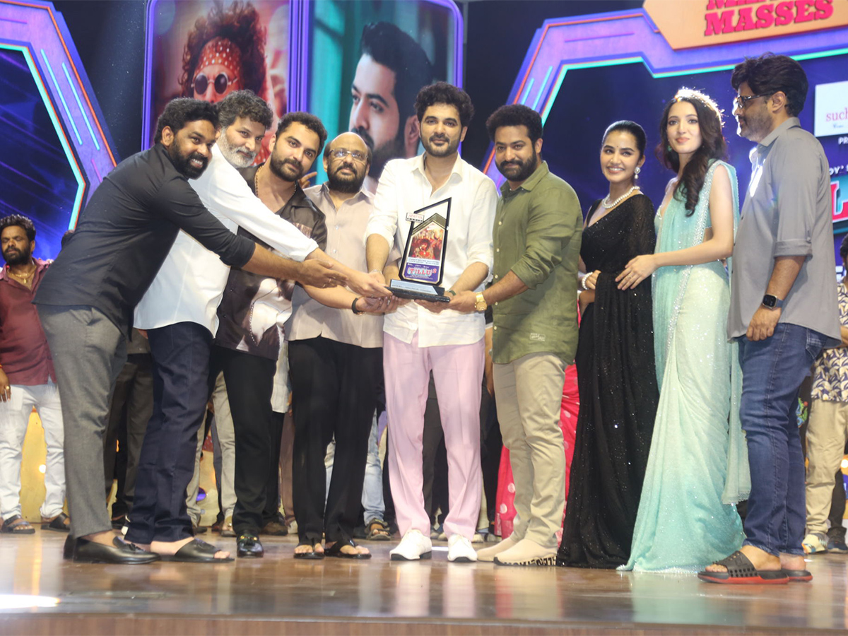 Photos : Tillu Square Movie Success Meet - Sakshi43