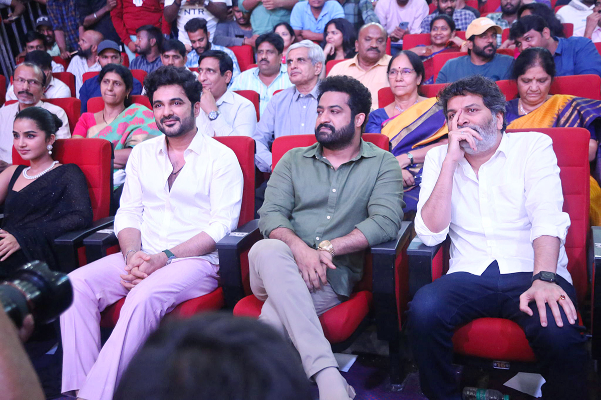 Photos : Tillu Square Movie Success Meet - Sakshi9