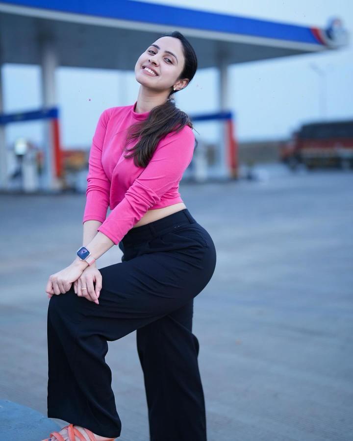 Priyanka Kholgade Latest HD Photos Goes Viral5