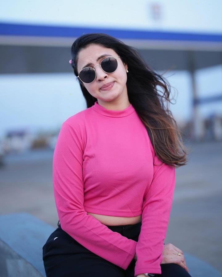 Priyanka Kholgade Latest HD Photos Goes Viral9