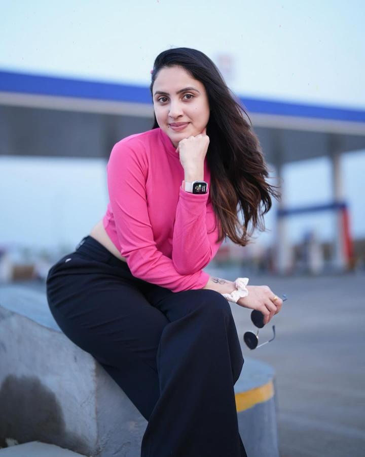 Priyanka Kholgade Latest HD Photos Goes Viral11