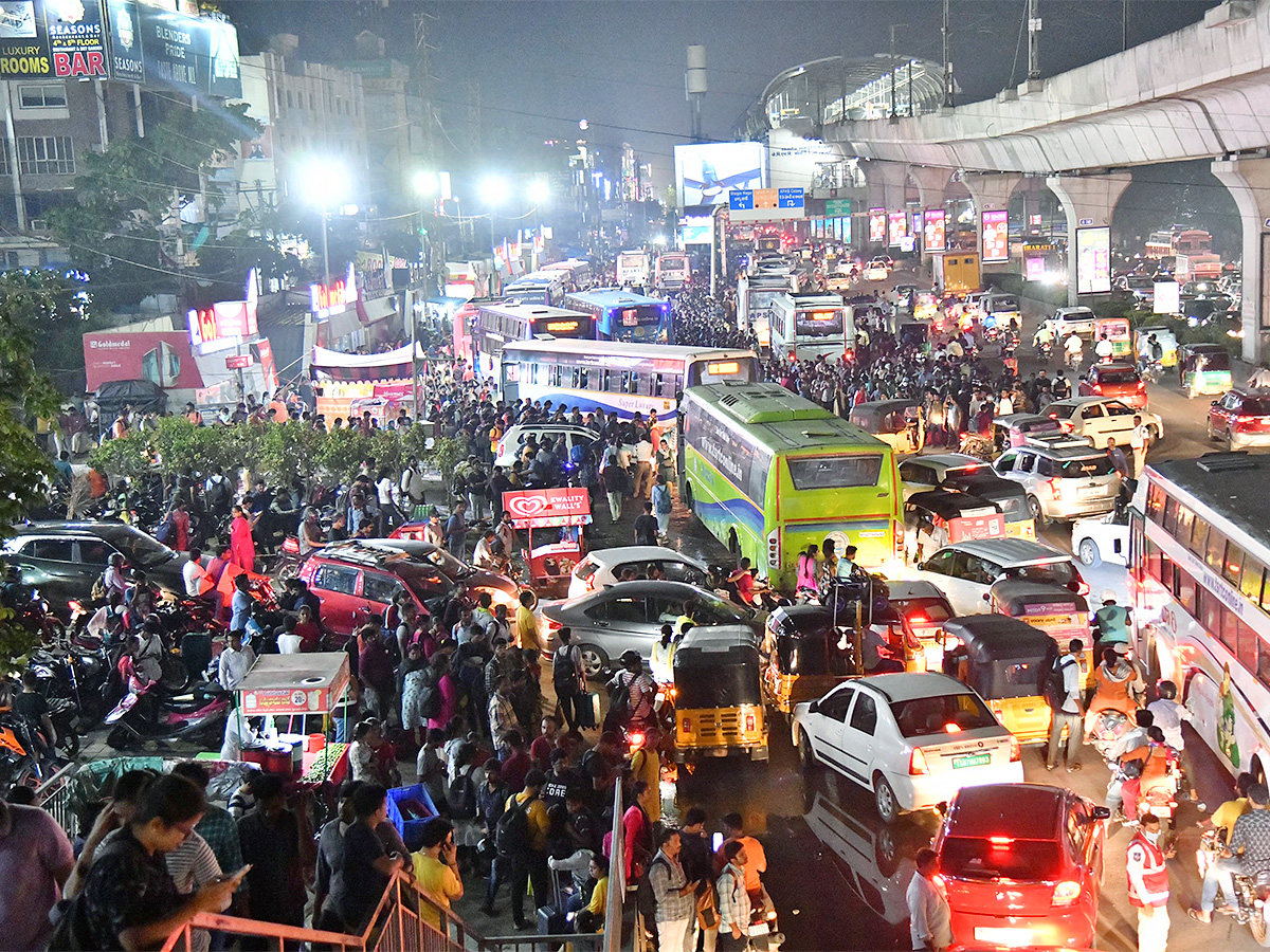 AP Elections 2024: Voters Rush to Home Towns9