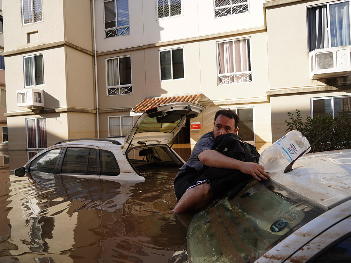 Brazil floods: Hundreds of Rio Grande do Sul towns under water photos23