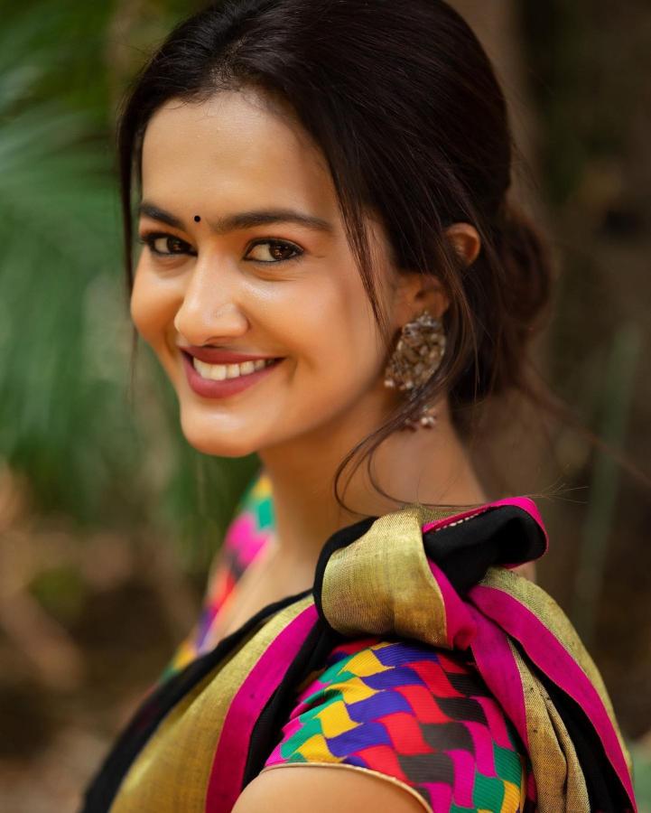 Actress Shubra Aiyappa Latest Photos Goes Viral9