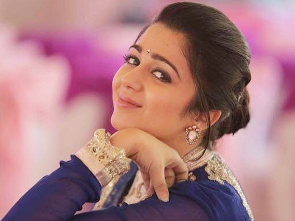 Charmme Kaur Birthday Special Photo Gallery17