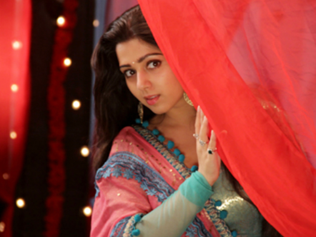 Charmme Kaur Birthday Special Photo Gallery19