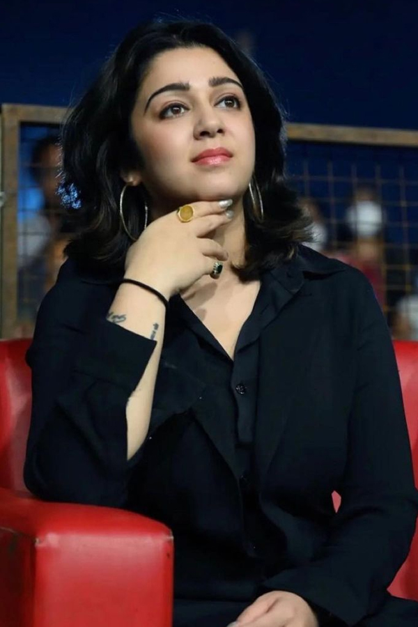 Charmme Kaur Birthday Special Photo Gallery25