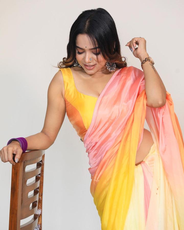Bigg Boss OTT 2 Contestant Manisha Rani Latest Outfit Photos Goes Viral15