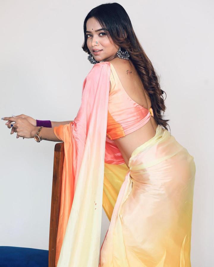 Bigg Boss OTT 2 Contestant Manisha Rani Latest Outfit Photos Goes Viral17