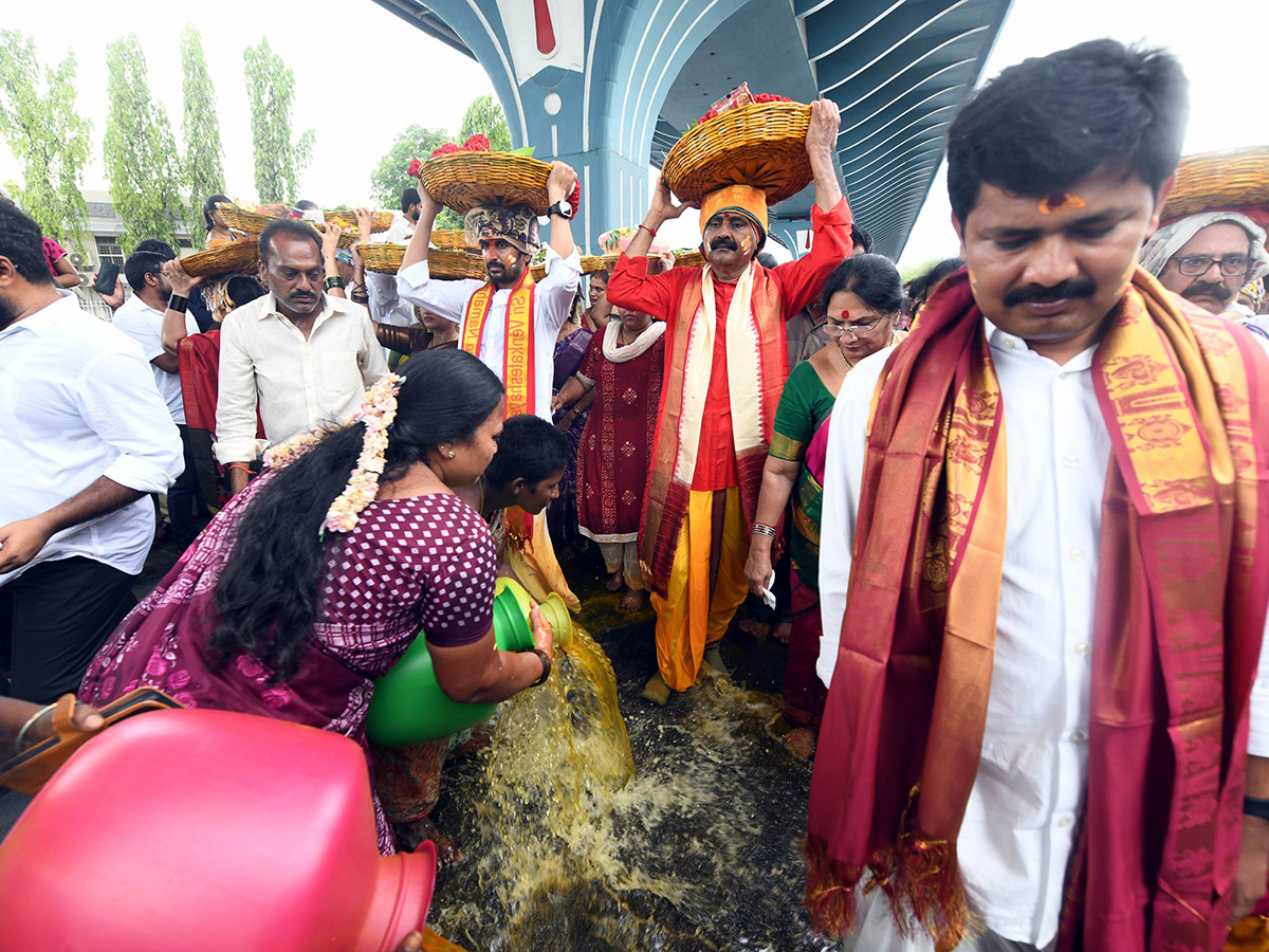 Tirupati Tataiahgunta Gangamma Jatara 2024 Photos43