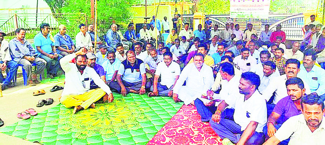 రాములోరికి ప్రత్యేక పూజలు2