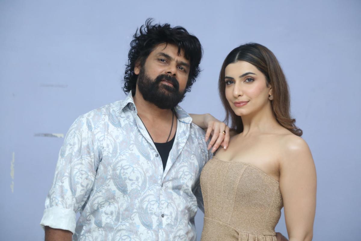 Dirty Fellow Movie Pre Release Function Photos5