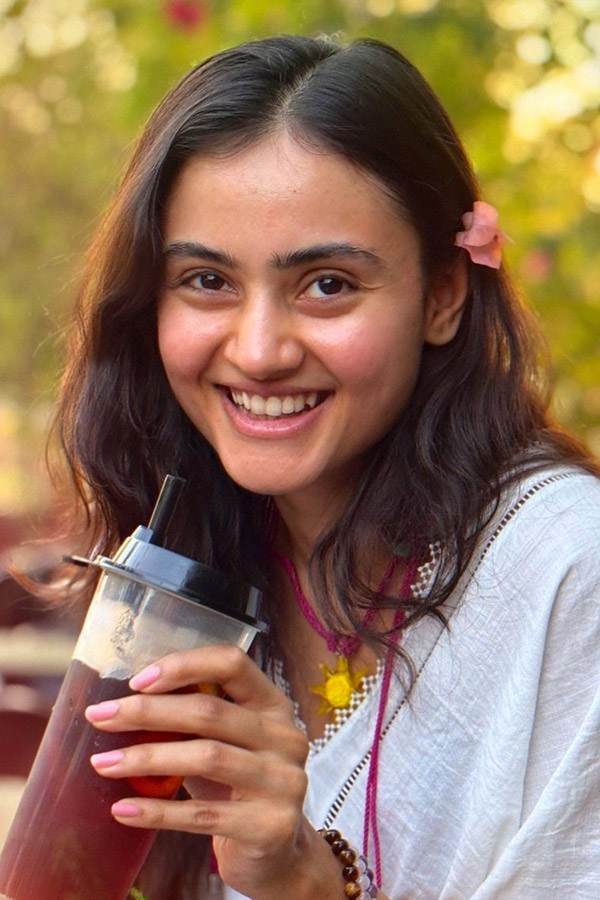 Janki Bodiwala: షైతాన్‌ మూవీలో దెయ్యం పట్టినట్లుగా.. రియల్‌ లైఫ్‌లో ...