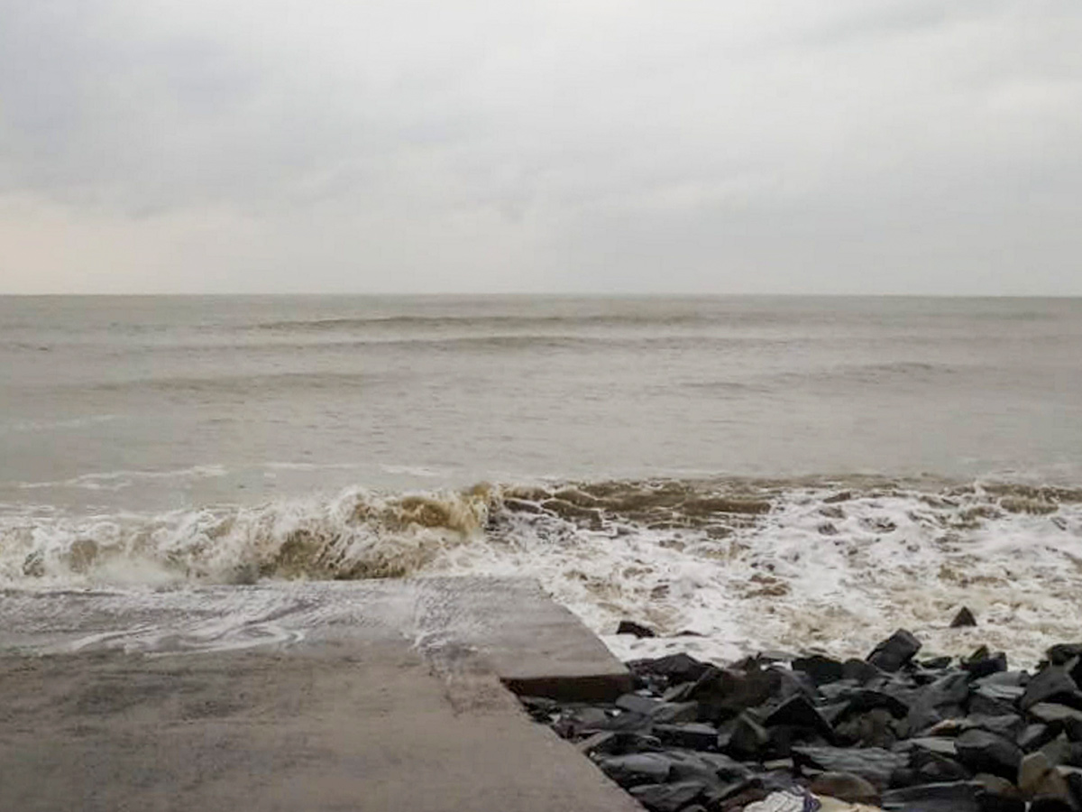 Cyclone Remal: 'రెమాల్‌' తుపాను బీభత్సం..భారీ వర్షాలు (ఫొటోలు ...