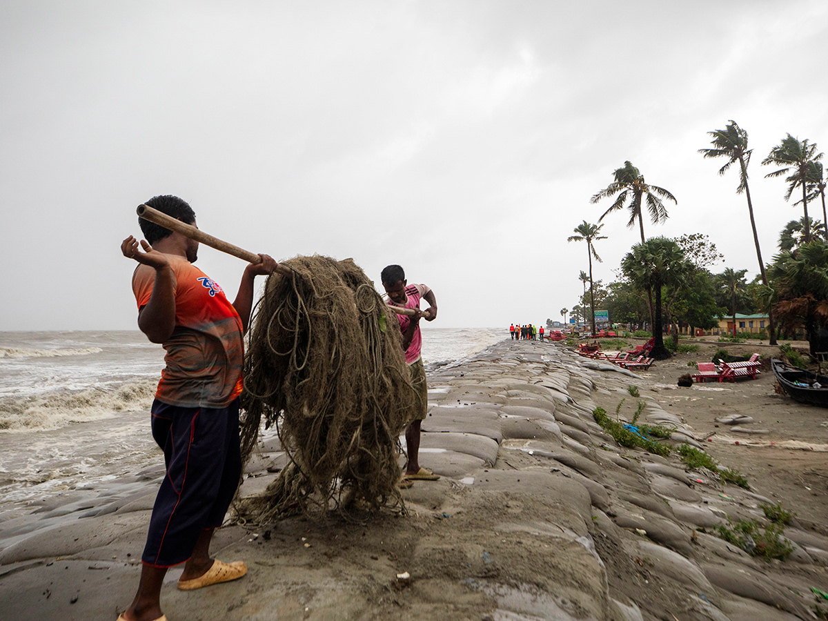 Cyclone Remal: 'రెమాల్‌' తుపాను బీభత్సం..భారీ వర్షాలు (ఫొటోలు ...