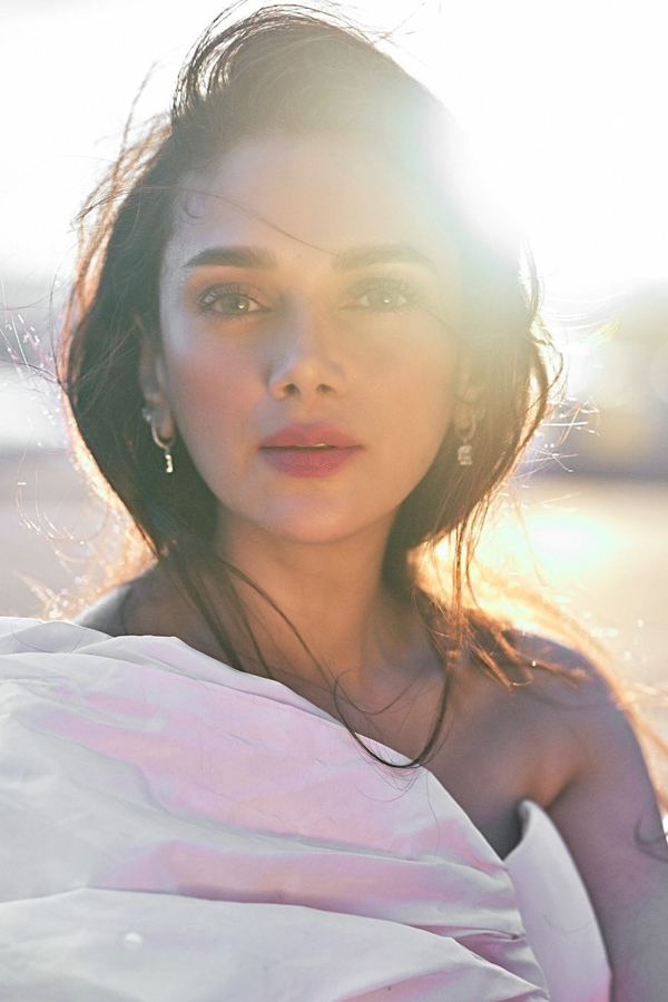 Cannes 2024: Aditi Rao Hydari pretty looks in a dreamy pink gown on third day3