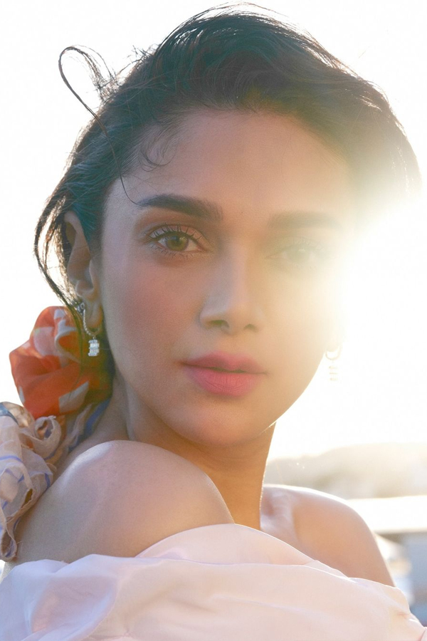 Cannes 2024: Aditi Rao Hydari pretty looks in a dreamy pink gown on third day9