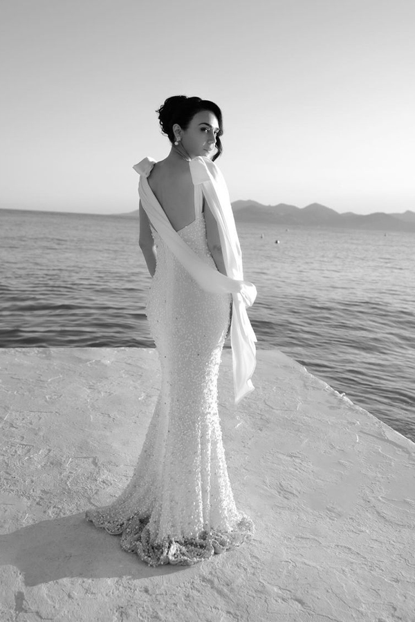 Bollywood Beauty Preity Zinta Appeared In Cannes Film Festival 2024 After 17 Years Photos Viral7