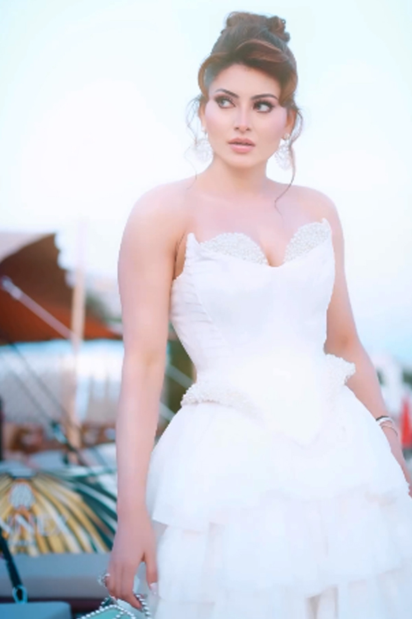 Urvashi Rautela Stuns Everyone In Cannes Film Festival 202418