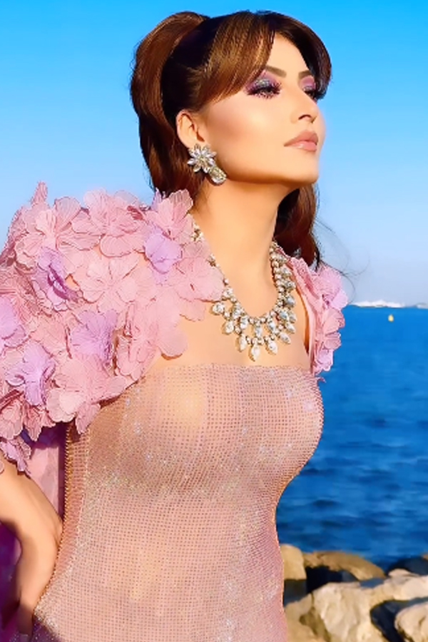 Urvashi Rautela Stuns Everyone In Cannes Film Festival 202427