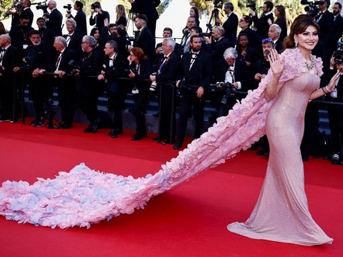 Urvashi Rautela Stuns Everyone In Cannes Film Festival 202433