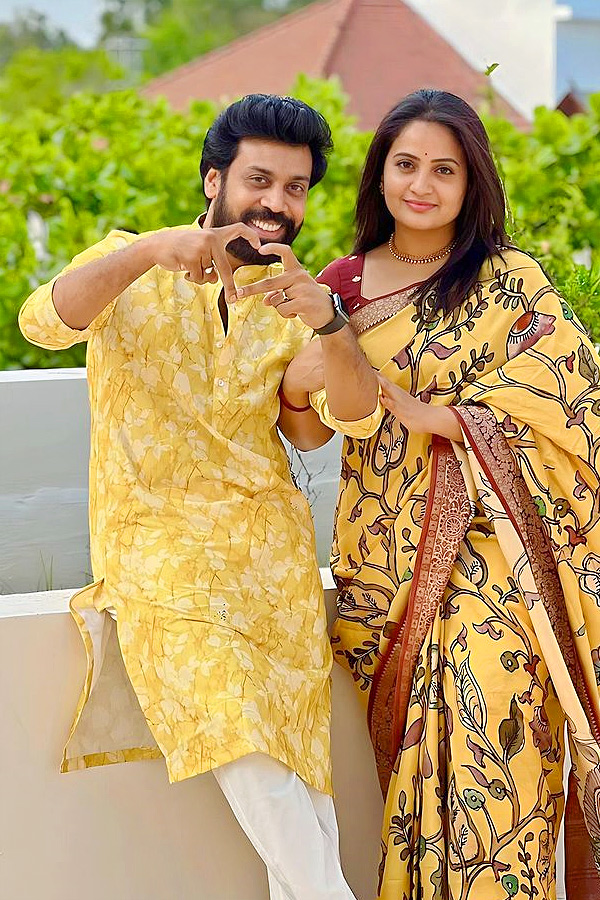 Aata Sandeep With His Family Visits Tirumala Photos12