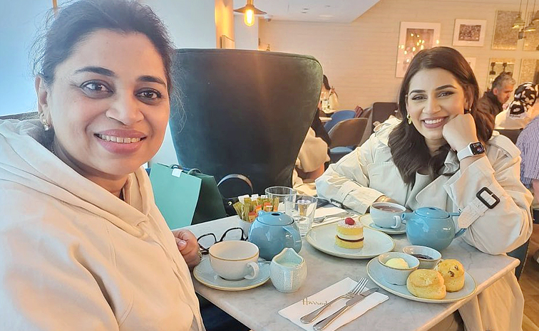 Bring Your Husband To Work Day: Bumrah Wife Sanjana Ganesan Shares Cute Pic Ahead of T20 WC 2024 Photos6