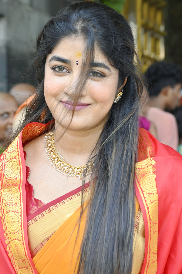 Actress Dimple Hayathi Visits Tirumala Temple Photos6