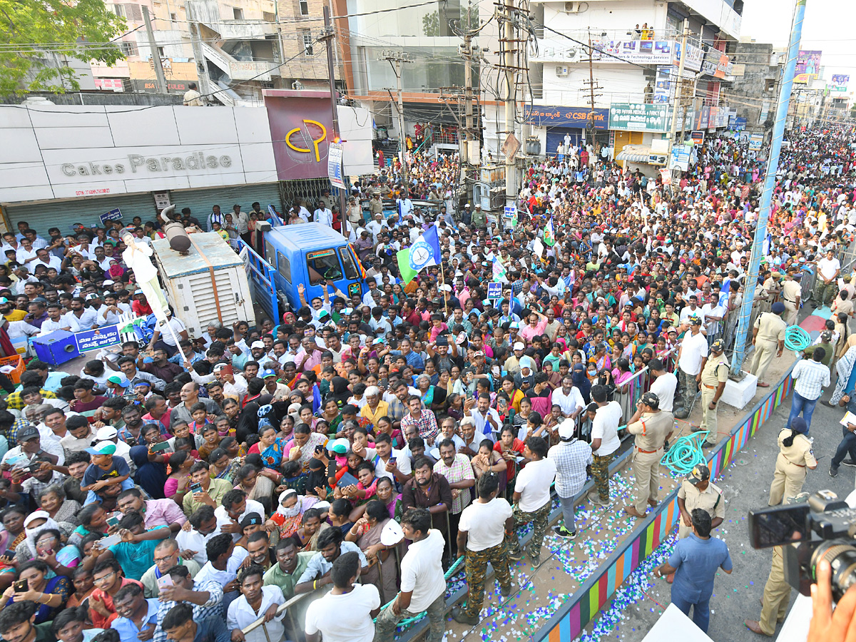 AP CM YS Jagan Public Meeting at Nellore Photos18