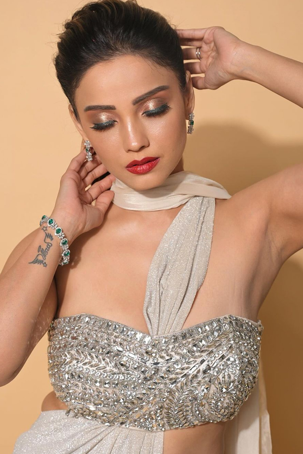 Naagin Serial Beauty Adaa Khan Shining Like An Angel6