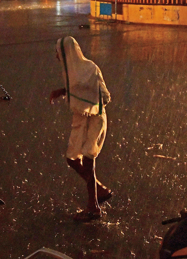 Heavy Rains In Nalgonda Photos30
