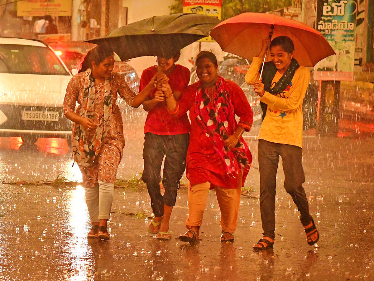 Heavy Rains In Nalgonda Photos33