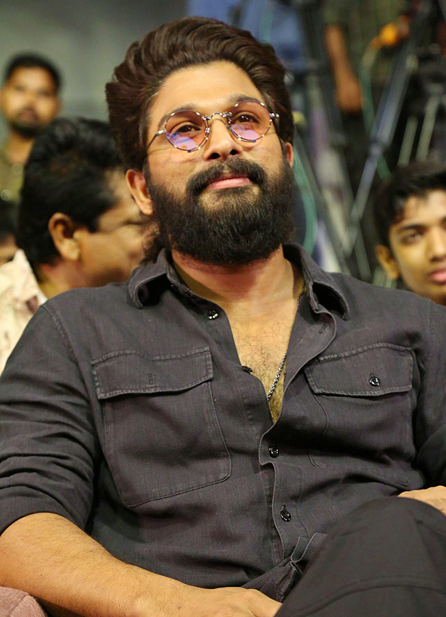 Arya Movie 20 Years Celebration HD Photos14