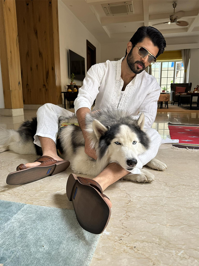 Unseen And Rare Pictures From The Unseen Gallery Of Vijay Deverakonda6