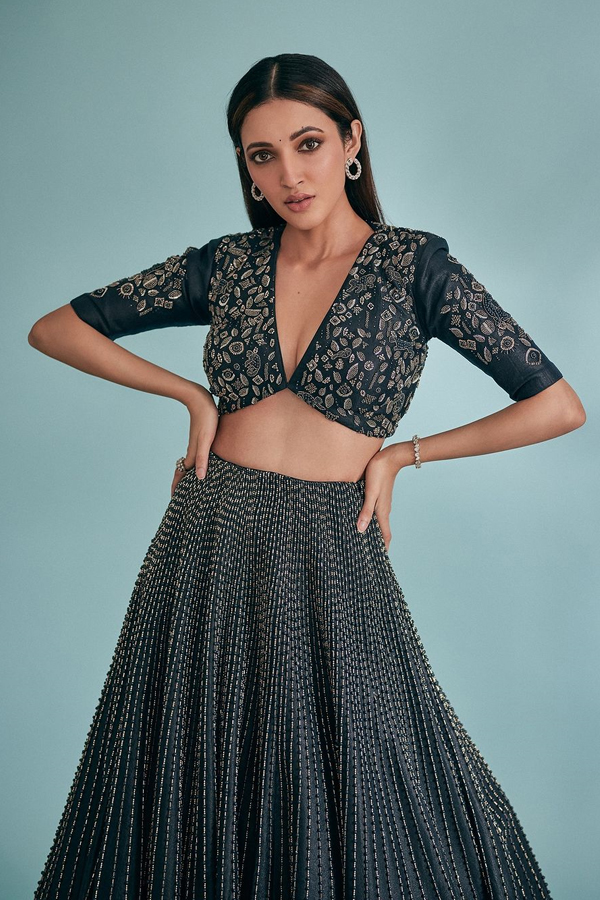 Neha Shetty: Dj Tillu Radhika In Treditional Attire12