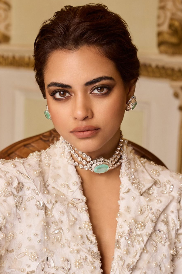 Ultimate Jewellery Design And Collection By Manish Malhotra: Photos17