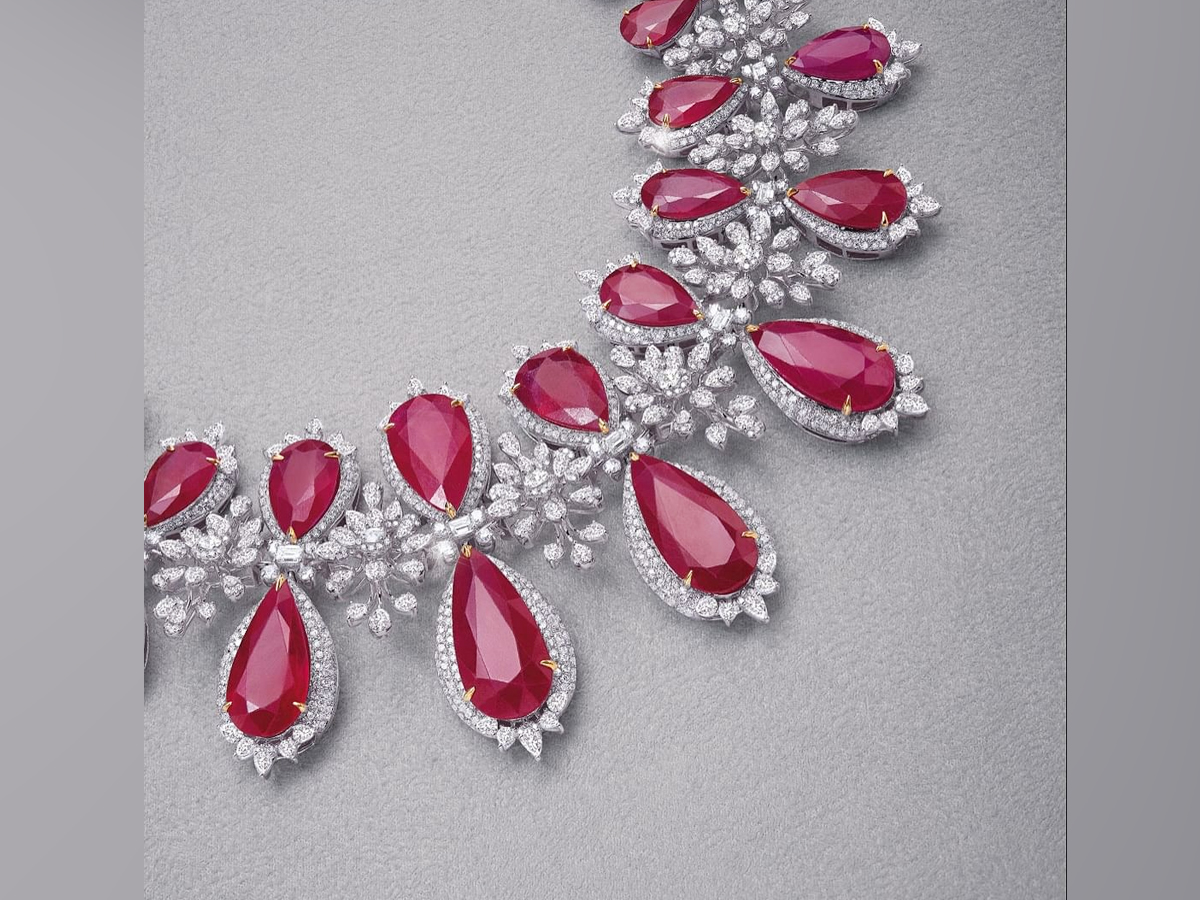 Ultimate Jewellery Design And Collection By Manish Malhotra: Photos3