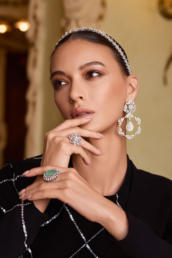 Ultimate Jewellery Design And Collection By Manish Malhotra: Photos9