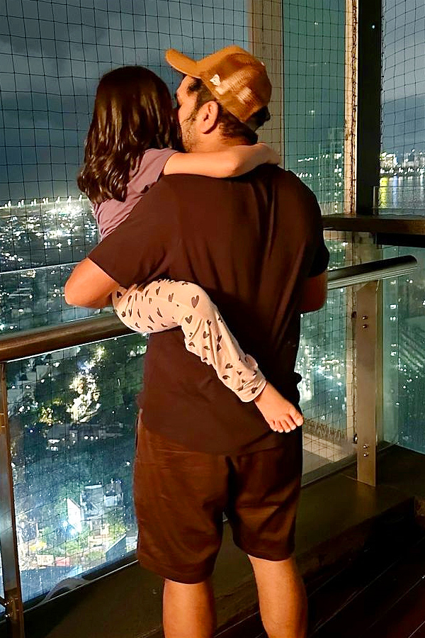 Rohit Sharma enjoys beach day with daughter Samaira during the 2024 T20 World Cup Photos8
