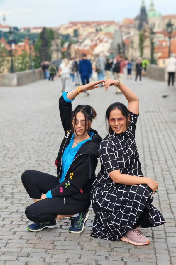 Badminton Player Saina Nehwal Enjoying The Beauty Of Czech Republic2