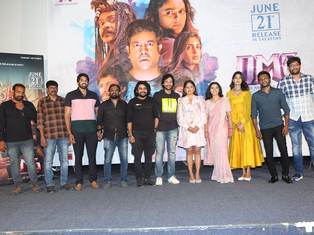 o manchi ghost movie pre release event15