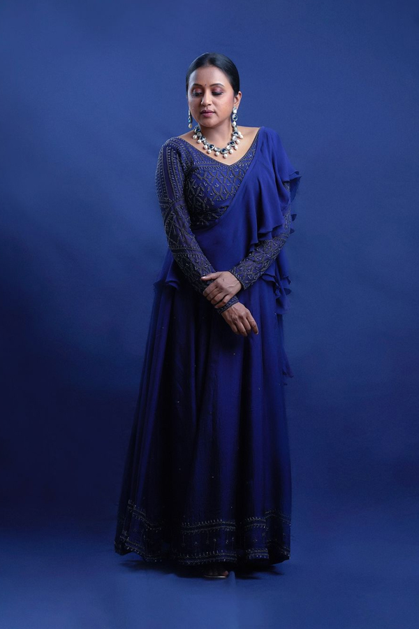 Telugu Anchor Suma Kanakala Stylish Look Photos Viral7
