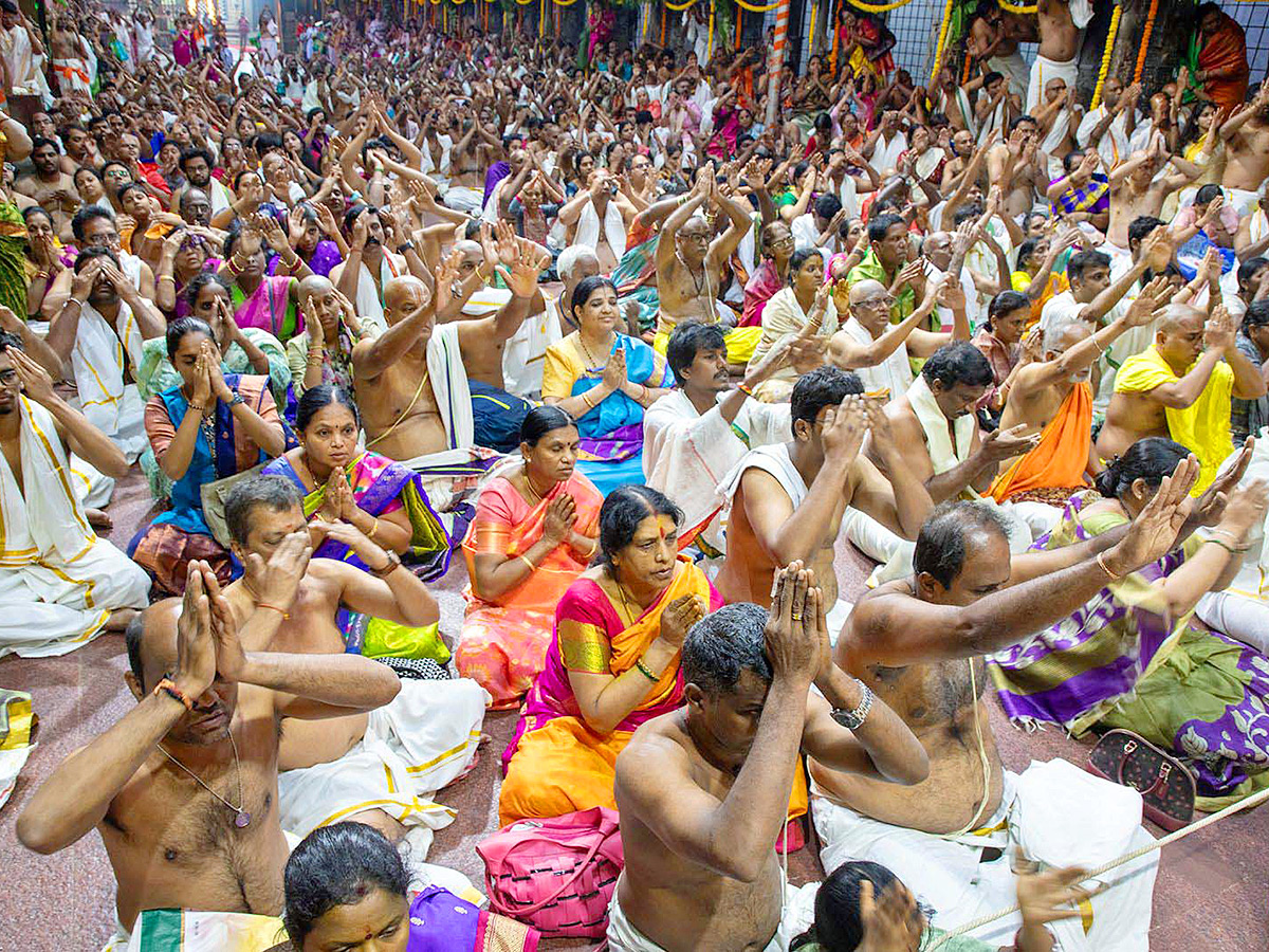 Srivari Jyeshtabhishekam at Tirumala Photos5