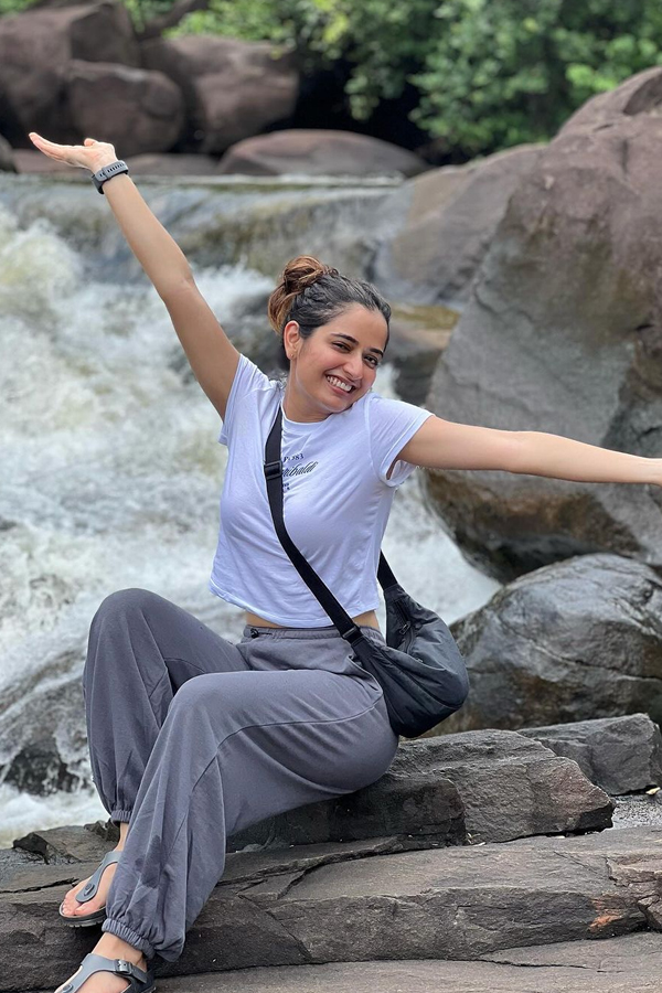 Viswambhara Beauty Ashika Ranganath Is On Mangalore Vacation Photos Goes Viral6