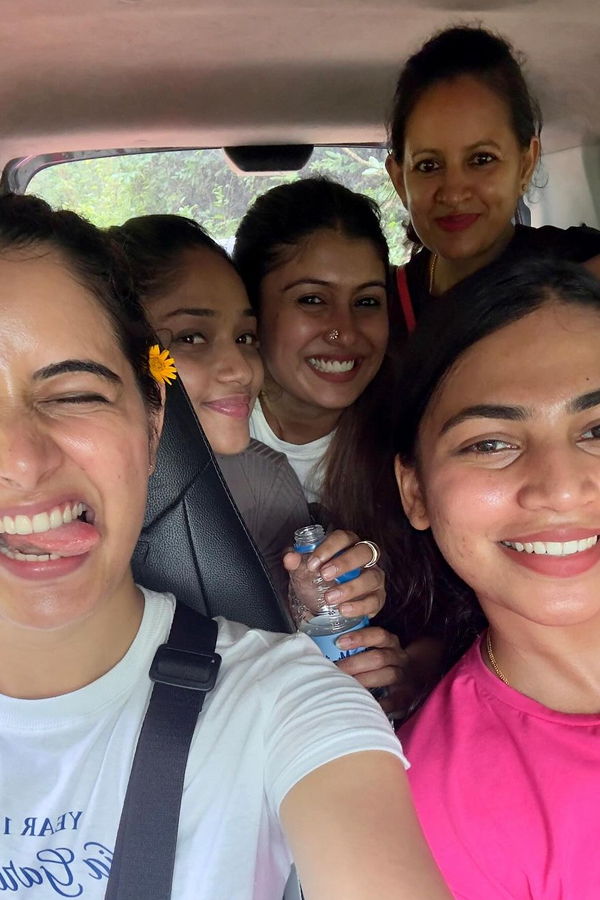Viswambhara Beauty Ashika Ranganath Is On Mangalore Vacation Photos Goes Viral7